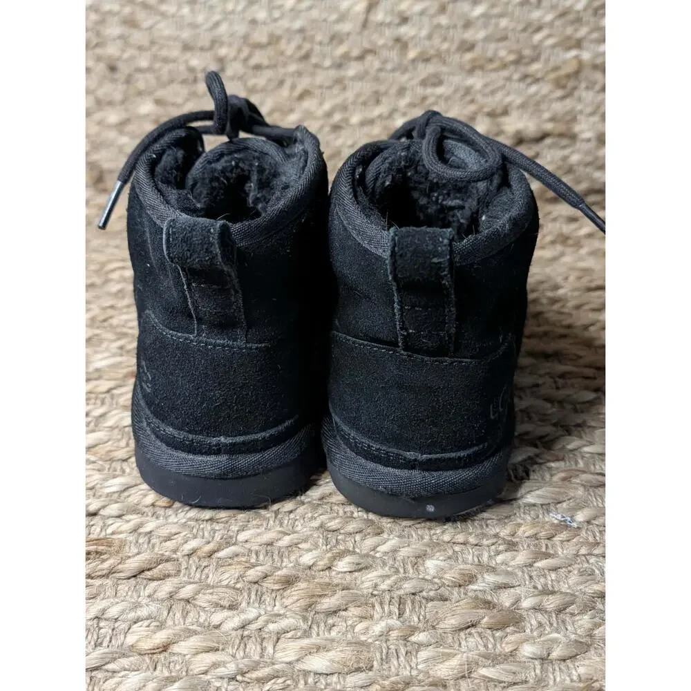UGG KIDS BLACK NEUMEL CLASSIC SUEDE BOOTS BOYS 6 CASUAL SCHOOL